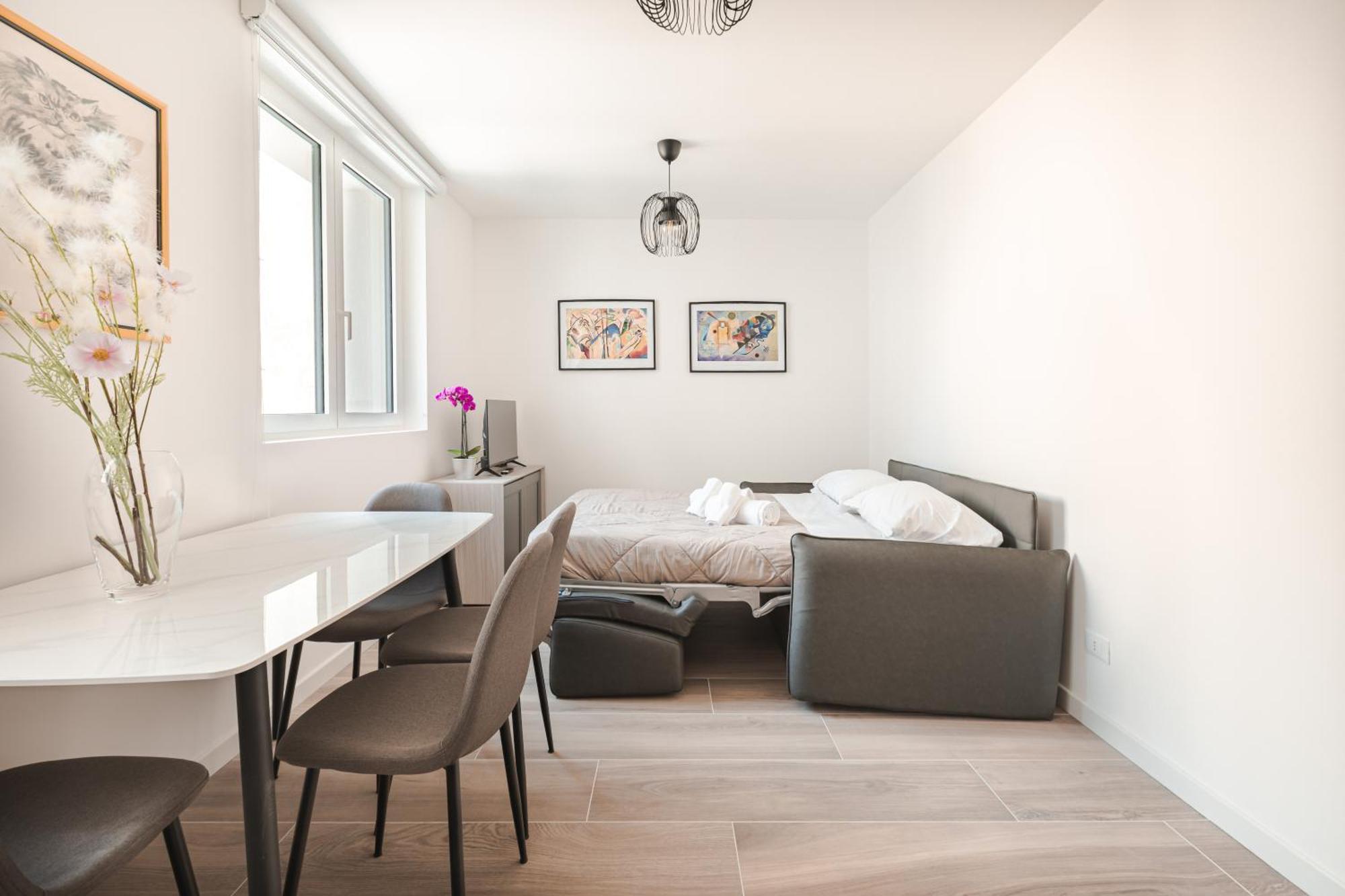 Hurban Anastasio 12 Park * Triest